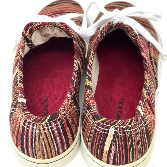 Airwalk Baja Aztec Tribal Canvas Sneakers 10 - Picture 13 of 16